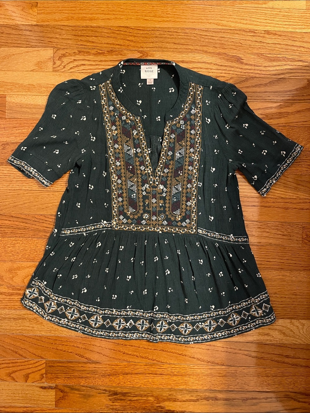 Knox Hope Embroidered Dark Green Peasant V Neck Flowy Top Sz S